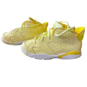 Toddler size 9C Jordan 6 Retro citron tint